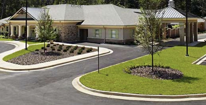 Pine Pointe Hospice Building